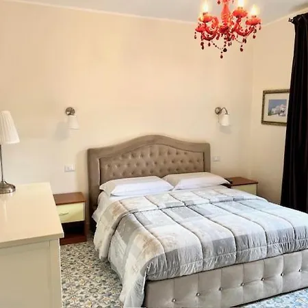 Mikros Front Sea Apartment