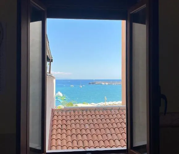 アパート Mikros *