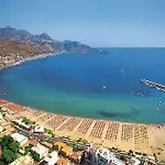 Lejlighed Mikros Giardini Naxos