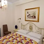 Mikros Giardini Naxos