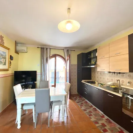 Apartment Mikros Front Sea Giardini-Naxos