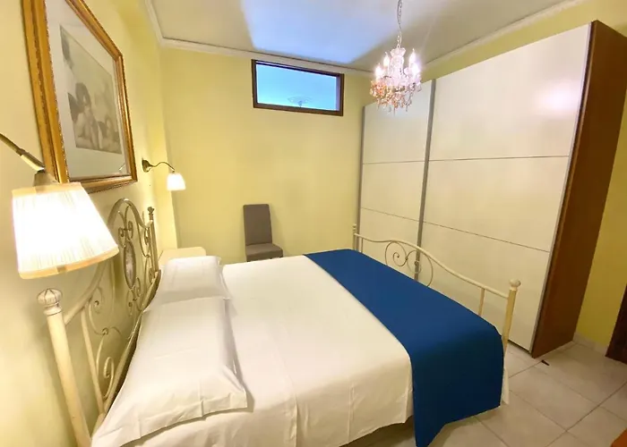 Mikros Giardini Naxos