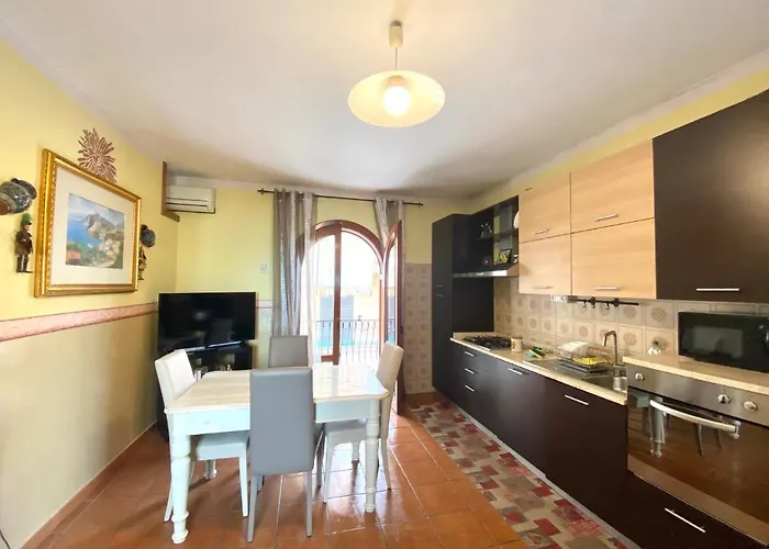 Apartment Mikros Giardini Naxos