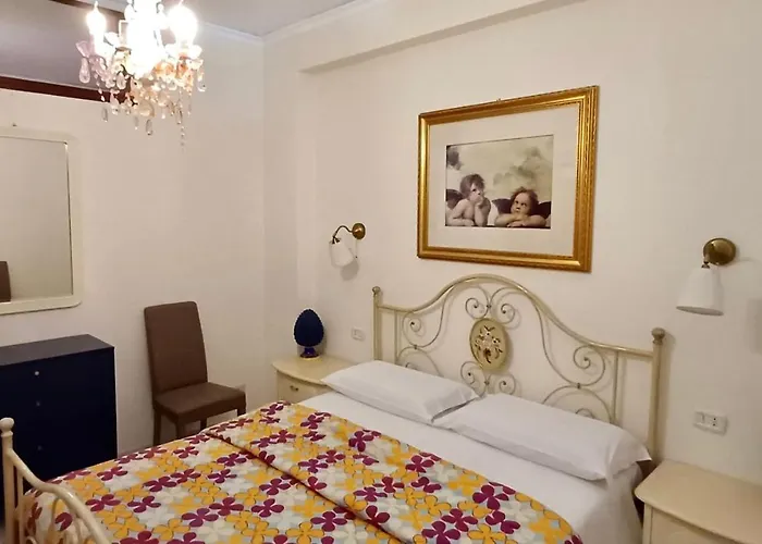 Mikros Giardini Naxos