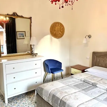 Mikros * Giardini Naxos